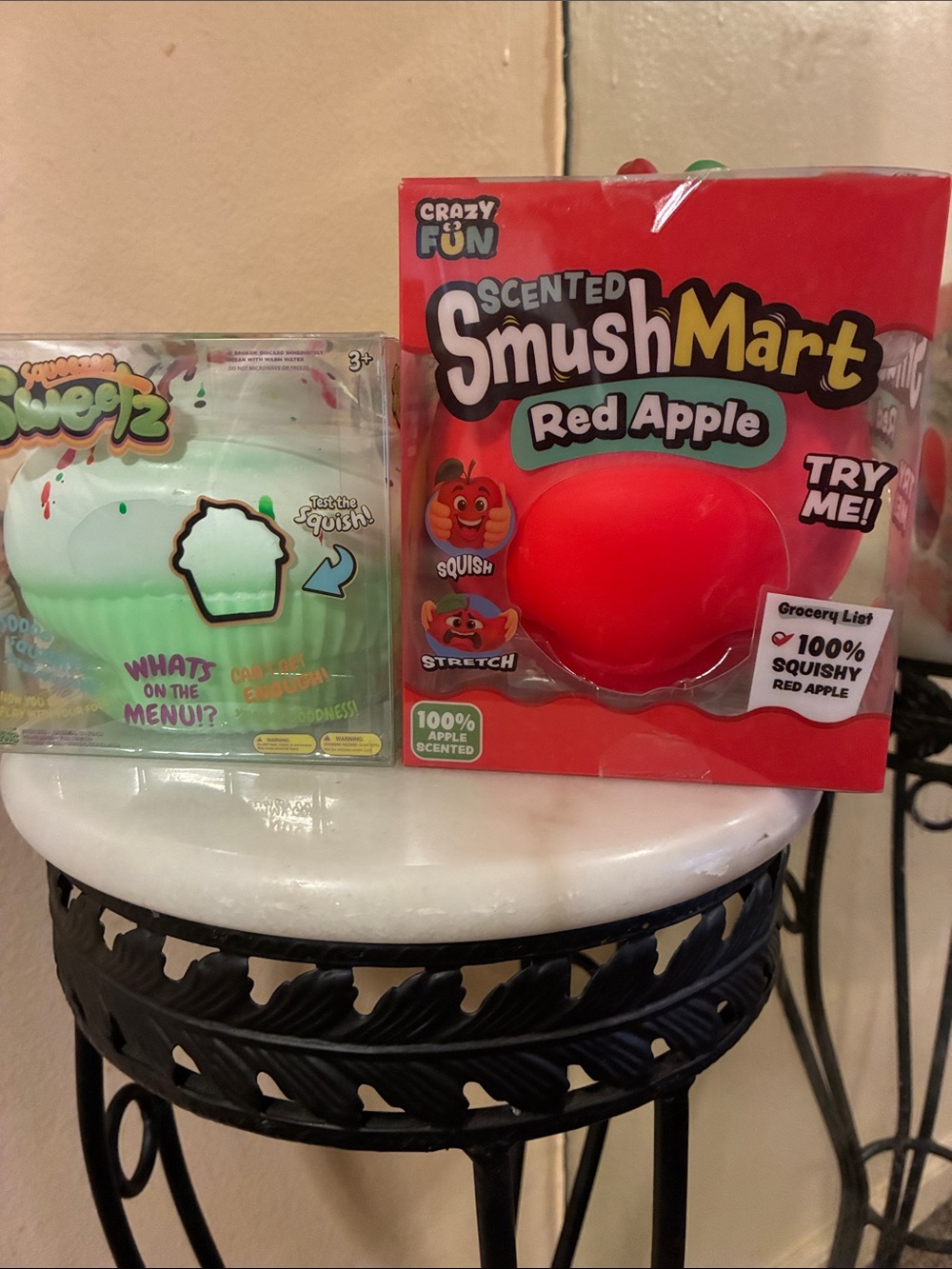 Scented SmushMart Red Apple Squishy & Squeezee Sweetz Scented Cupcake